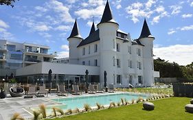 Hotel Chateau Des Tourelles, Thalasso Et Piscine D'Eau De Mer Chauffee